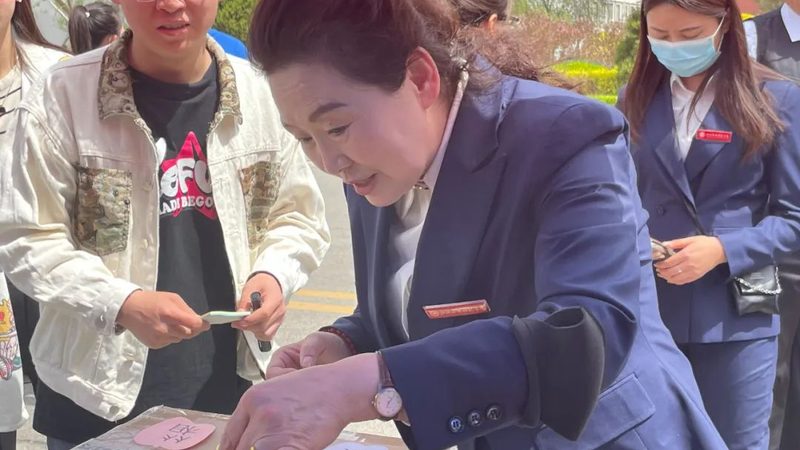 纪录片拍摄中的稳定器承重参数：如何选择合适的工具**