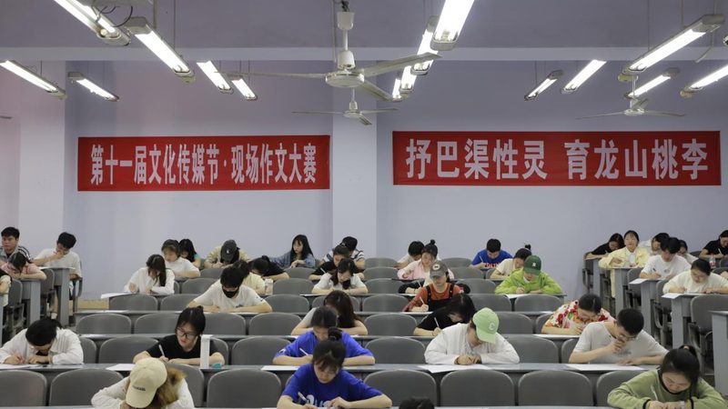 揭秘美妆直播代运营：价格背后的价值考量
